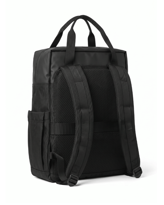 MOCHILA ESSENTIAL X BLACK - 15L - 17 PLG